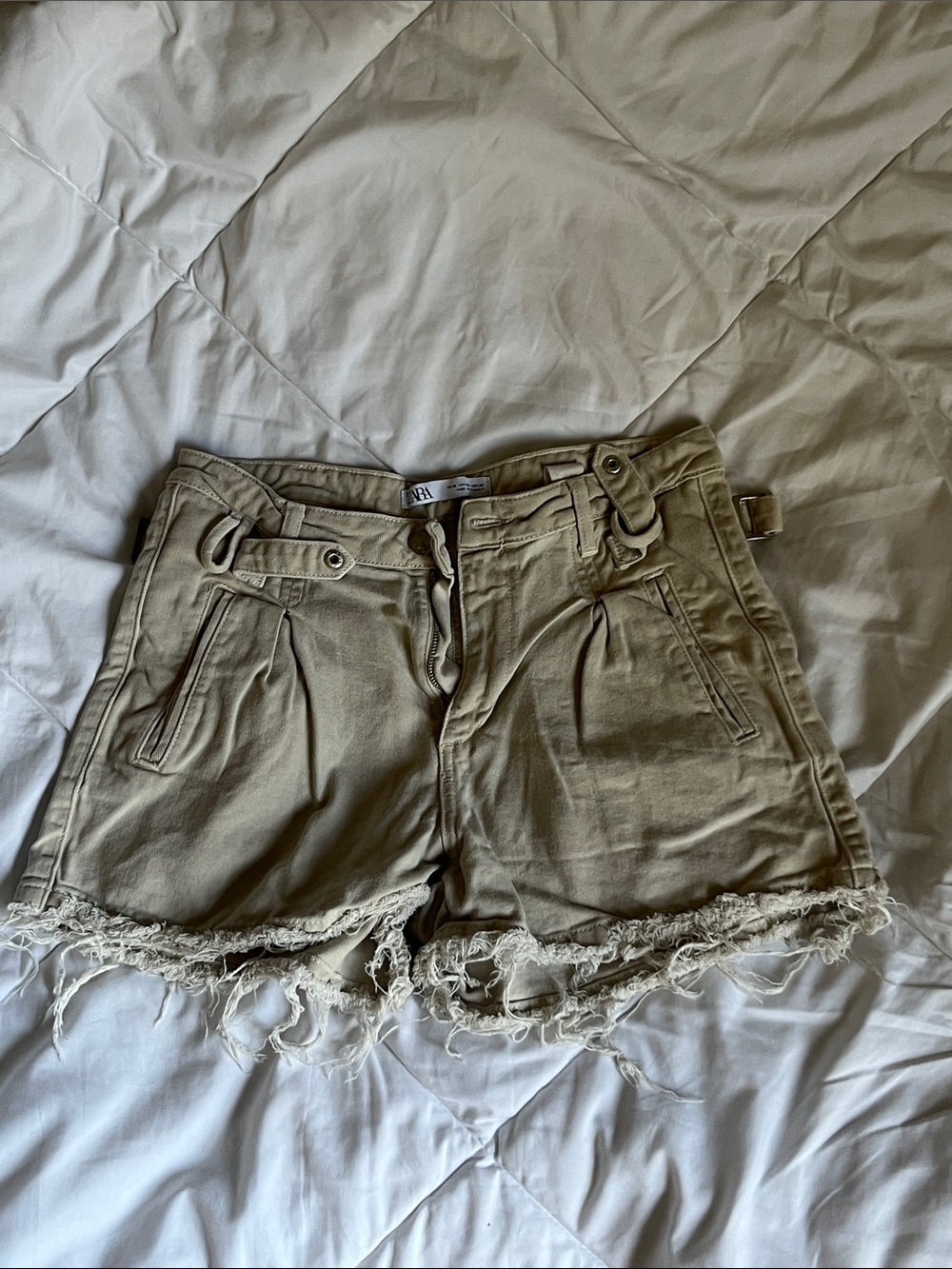 Zara Tan Frayed Hem Women's Jean Shorts